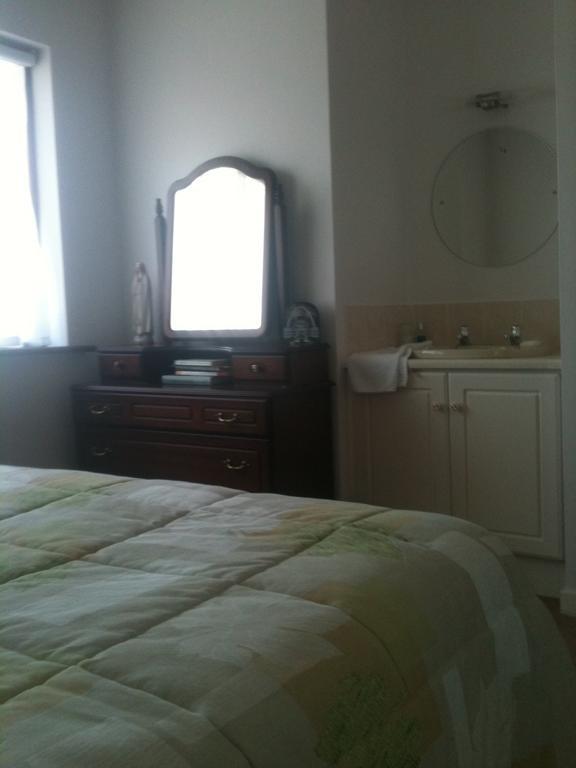 Fort House Bed & Breakfastキルベガン 部屋 写真